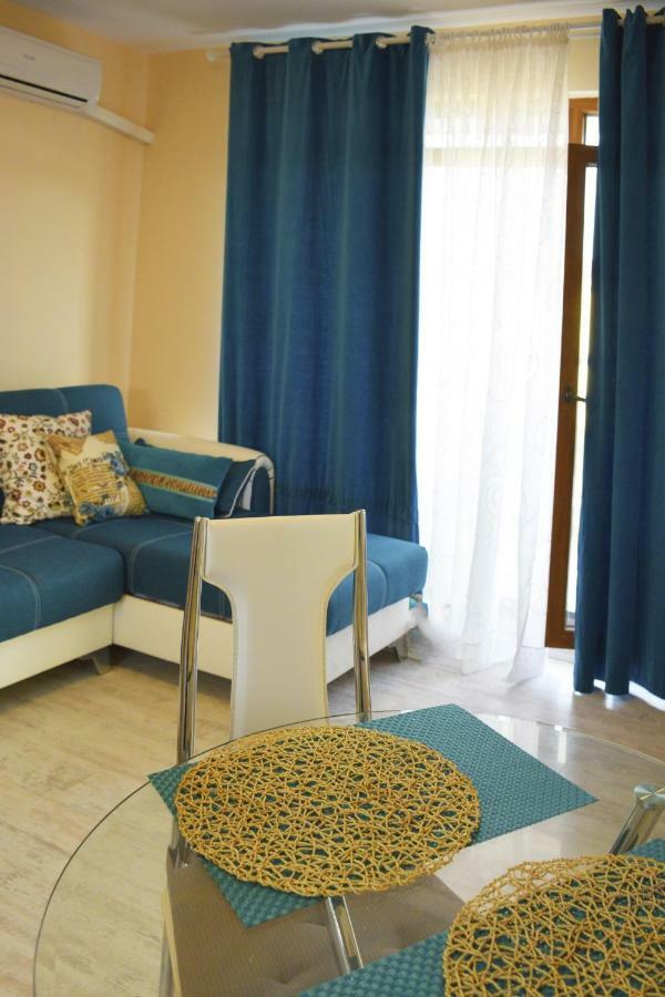 Obzor Sun Residense Apartamento Exterior foto